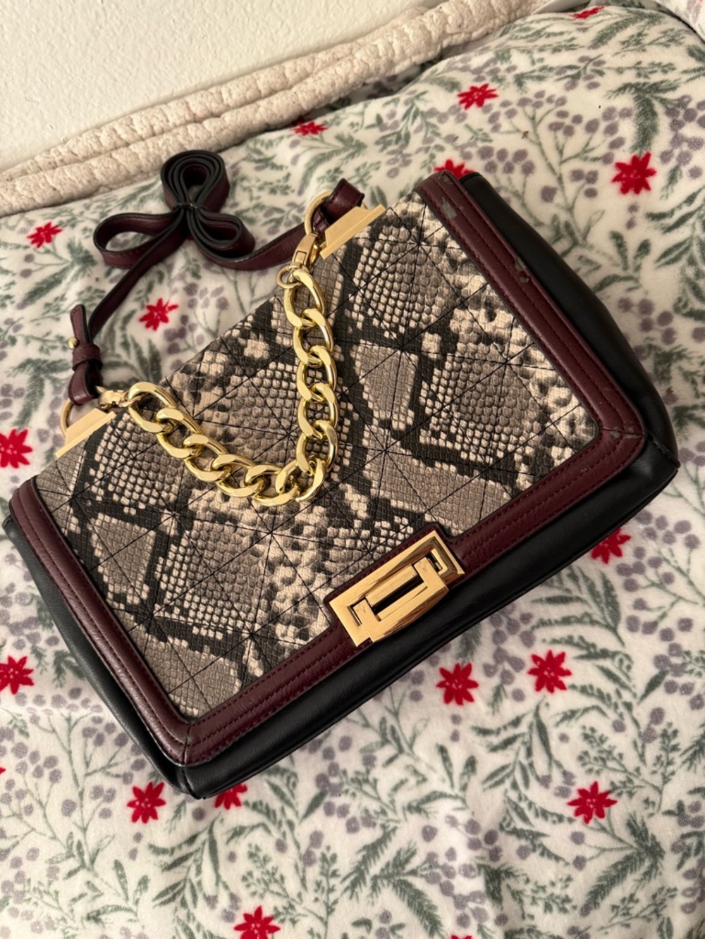 Quilted Faux Snakeskin Crossbody Shoulder Bag in Black & Burgundy